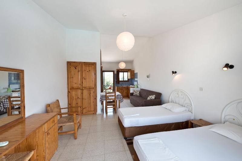 Bare Hill Holiday Village Elea المظهر الخارجي الصورة